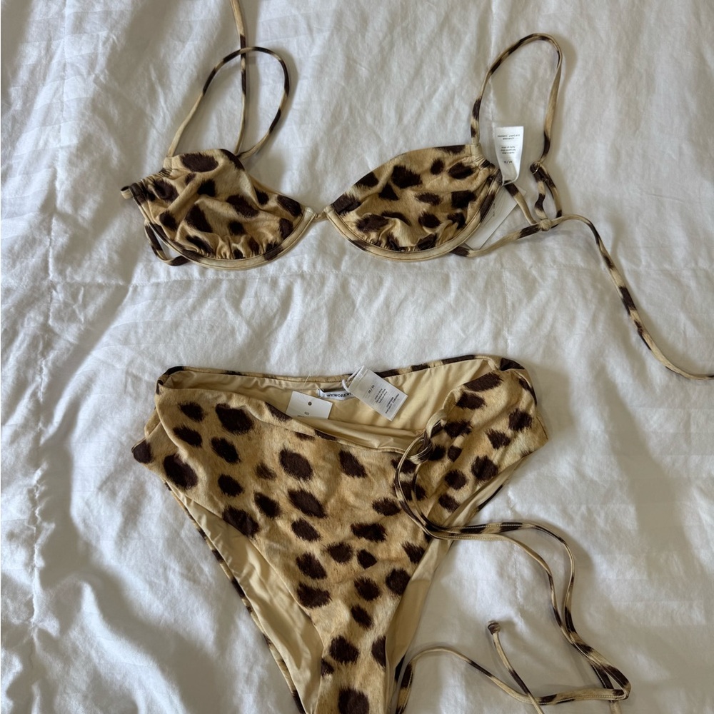 WE WORE WHAT Cheetah bikini NWT SIZE M
